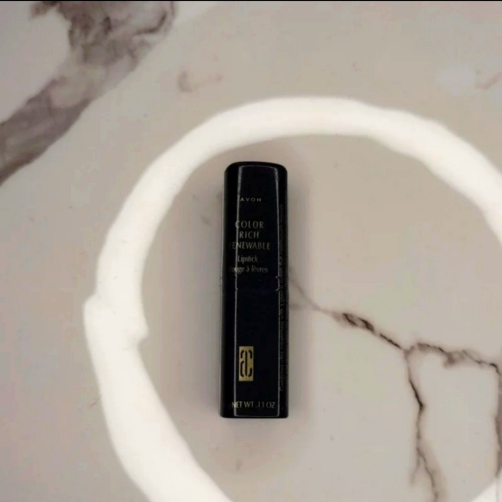 Vintage Avon Color Rich Renewable Lipstick Berry, Berry Nice (0.13 oz)